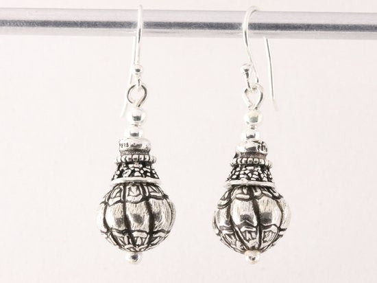 Traditionele bewerkte zilveren oorbellen afbeelding 4