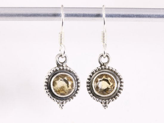 Fijne bewerkte ronde zilveren oorbellen met citrien afbeelding 4