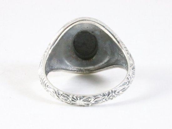 Bewerkte zilveren ring met onyx afbeelding 3