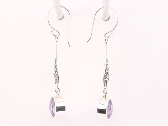 Lange bewerkte zilveren oorbellen met amethist afbeelding 2