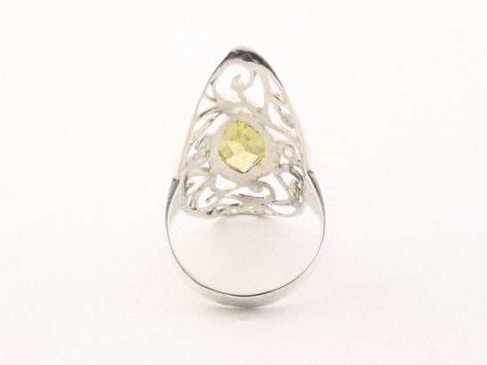 Langwerpige opengewerkte zilveren ring met lemonkwarts afbeelding 3