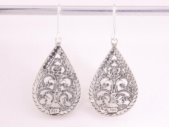 Traditionele zilveren filigrein oorbellen afbeelding 3