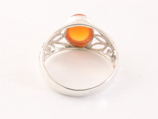 Opengewerkte zilveren ring met carneool afbeelding 3