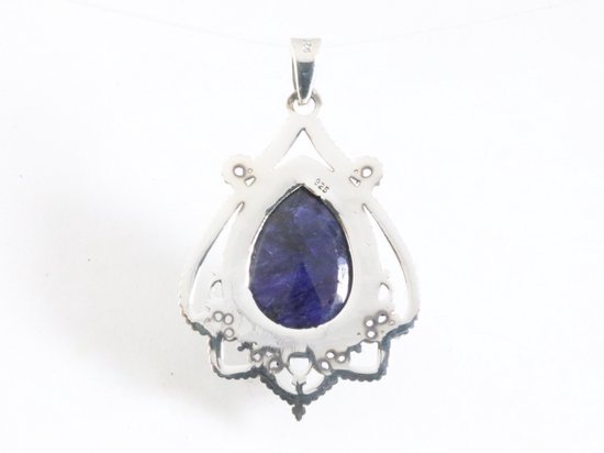 Bewerkte zilveren hanger met blauwe saffier afbeelding 3