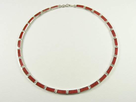 Zilveren collier met rode koraal steen afbeelding 3