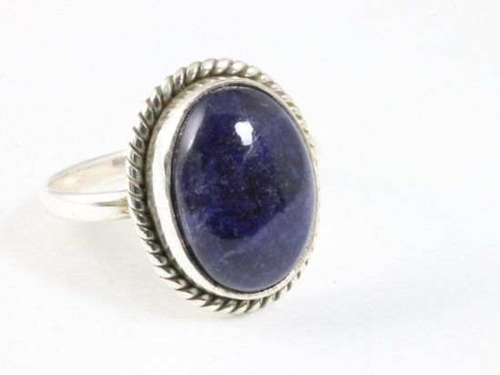 Bewerkte ovale zilveren ring met sodaliet afbeelding 1