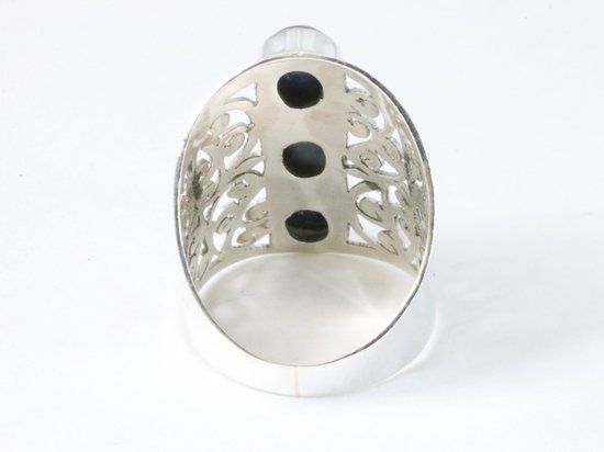 Langwerpige opengewerkte zilveren ring met lapis lazuli afbeelding 3
