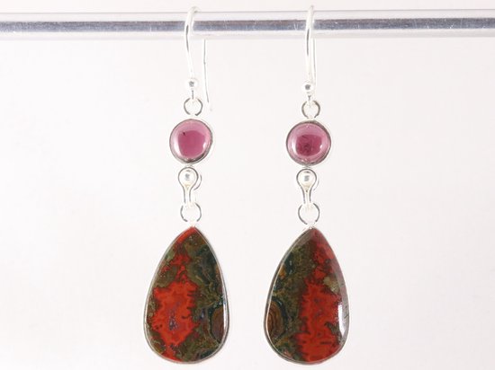 Lange zilveren oorbellen met Afrikaanse rode bloedsteen en granaat afbeelding 4