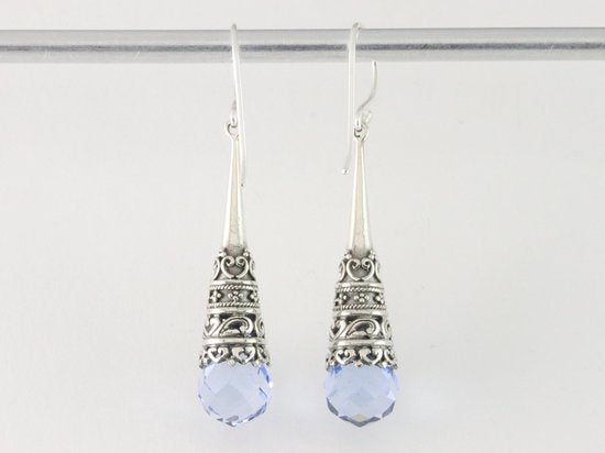 Bewerkte zilveren pegeloorbellen met aquamarijn afbeelding 3