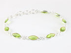 Fijne zilveren armband met peridoot afbeelding 2