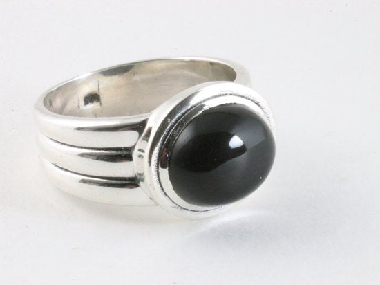 Zware zilveren ring met onyx afbeelding 1