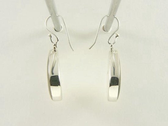 Druppelvormige zilveren oorbellen met abalone schelp afbeelding 3