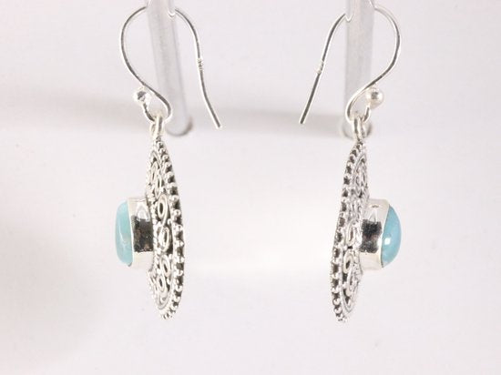 Traditionele bewerkte zilveren oorbellen met aquamarijn afbeelding 2