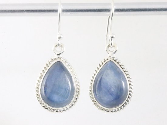 Bewerkte druppelvormige zilveren oorbellen met kyaniet afbeelding 4