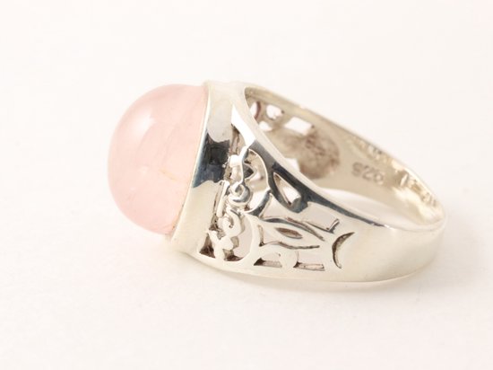 Opengewerkte zilveren ring met rozenkwarts afbeelding 2