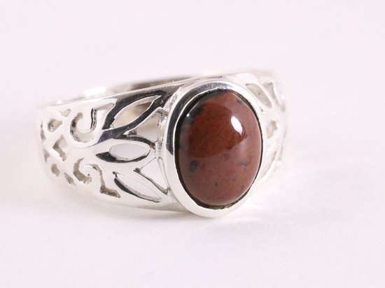 Opengewerkte zilveren ring met rode obsidiaan afbeelding 1