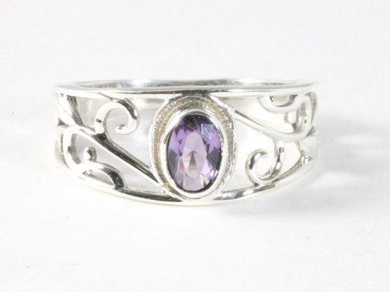 Fijne opengewerkte zilveren ring met amethist afbeelding 4
