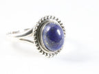 Bewerkte zilveren ring met lapis lazuli afbeelding 1