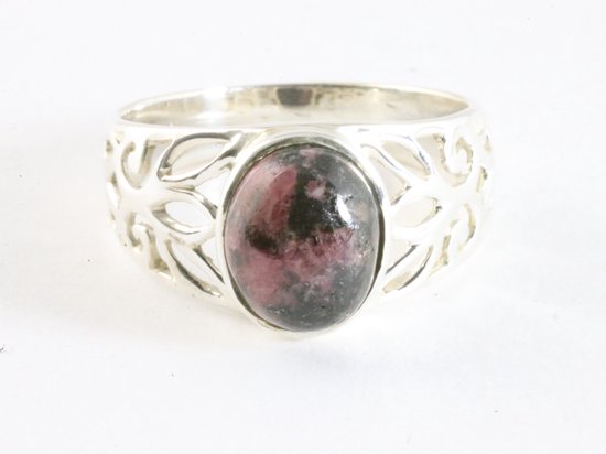 Opengewerkte zilveren ring met rhodoniet afbeelding 4