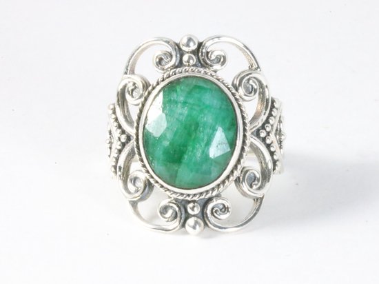 Opengewerkte zilveren ring met smaragd afbeelding 4