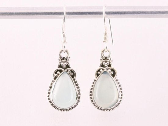 Bewerkte zilveren oorbellen met aqua chalcedoon afbeelding 4