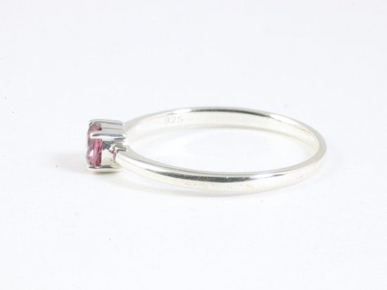 Fijne hoogglans zilveren ring met rhodoliet afbeelding 2