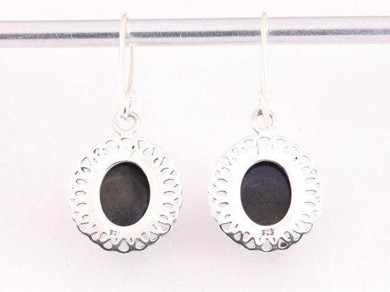 Opengewerkte zilveren oorbellen met sodaliet afbeelding 3