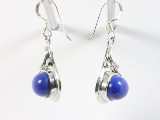 Bewerkte zilveren oorbellen met lapis lazuli afbeelding 2