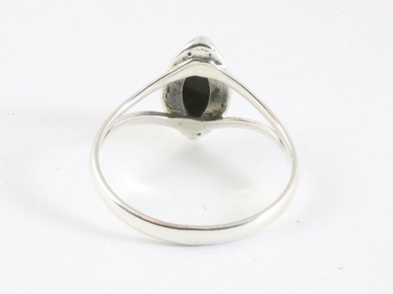 Fijne zilveren ring met onyx afbeelding 3