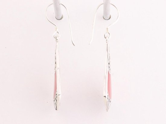 Opengewerkte zilveren oorbellen met rode koraal steen afbeelding 3