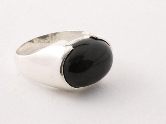 Zilveren ring met onyx afbeelding 1
