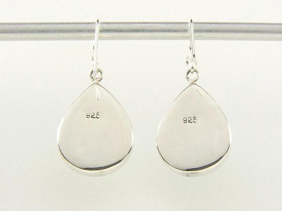 Druppelvormige zilveren oorbellen met abalone schelp afbeelding 4