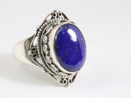 Zware bewerkte zilveren ring met lapis lazuli afbeelding 1
