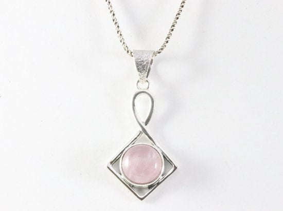 Opengewerkte zilveren hanger met rozenkwarts aan ketting afbeelding 4