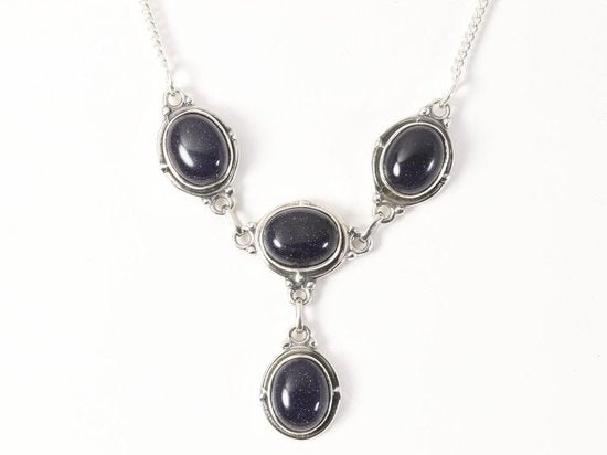 Bewerkte zilveren ketting met blauwe zonnesteen afbeelding 1
