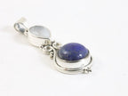 Bewerkte zilveren hanger met lapis lazuli en regenboog maansteen afbeelding 2