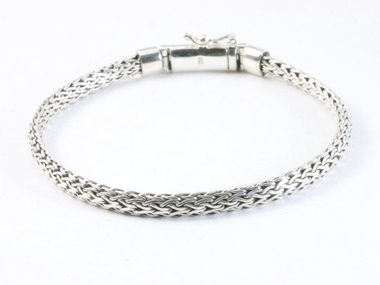 Traditionele zilveren snake armband met kliksluiting afbeelding 2