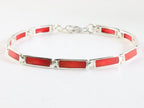 Hoogglans zilveren armband met rode koraal steen afbeelding 1