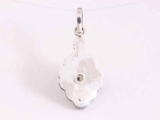 Bewerkte zilveren hanger met peridoot afbeelding 3