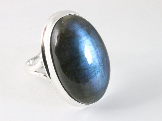 Grote ovale zilveren ring met labradoriet afbeelding 1