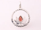 Ronde zilveren lotus bloem hanger met granaat afbeelding 3