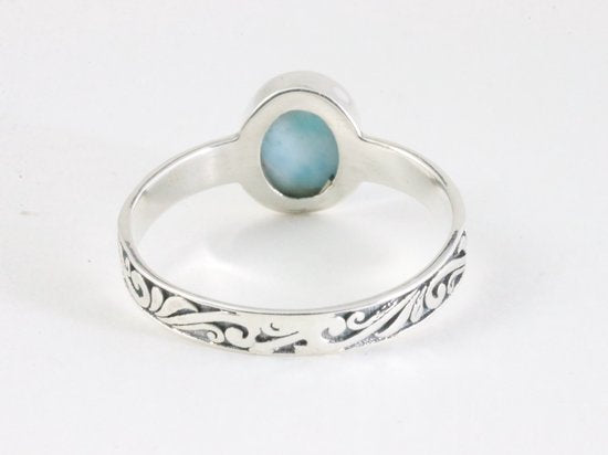 Fijne bewerkte zilveren ring met larimar afbeelding 3