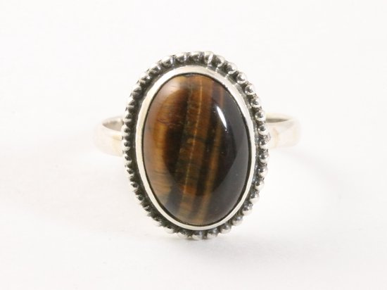 Bewerkte ovale zilveren ring met tijgeroog afbeelding 4