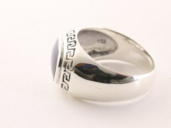 Bewerkte zilveren herenring met lapis lazuli afbeelding 2