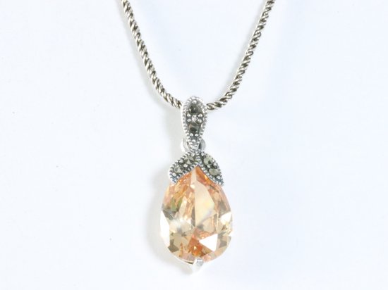 Zilveren hanger met citrien en marcasiet aan ketting afbeelding 4