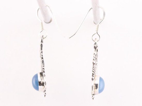 Opengewerkte zilveren oorbellen met blauwe chalcedoon afbeelding 2