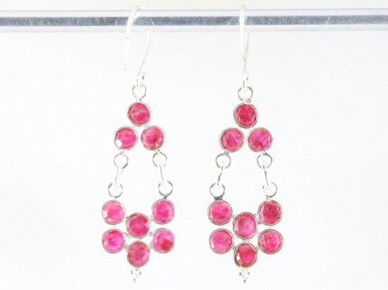 Lange zilveren oorbellen met robijn afbeelding 2