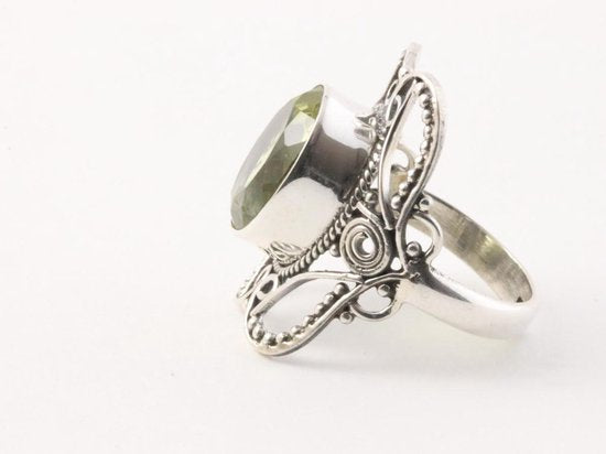 Opengewerkte zilveren ring met lemonkwarts afbeelding 3