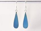 Lange druppelvormige zilveren oorbellen met blauwe agaat afbeelding 4