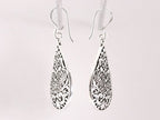 Fijn bewerkte druppelvormige zilveren oorbellen afbeelding 2